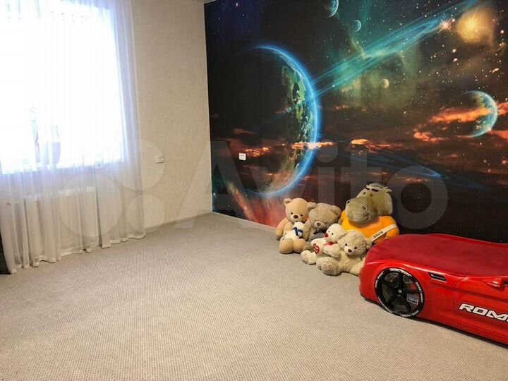 4-к. квартира, 95,5 м², 2/3 эт.