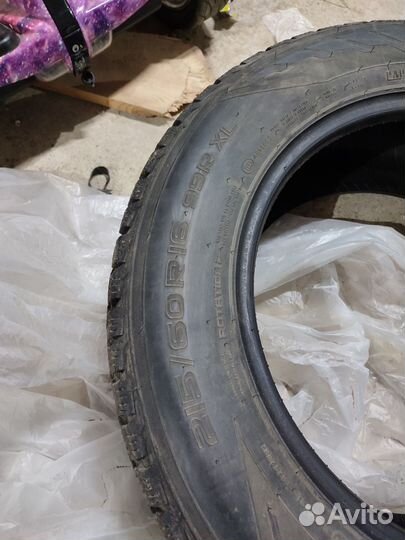 Nokian Tyres Hakkapeliitta R2 215/60 R16