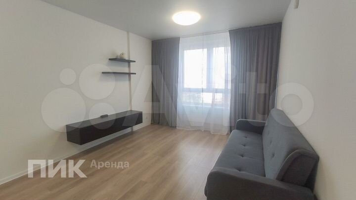 1-к. квартира, 42 м², 21/33 эт.