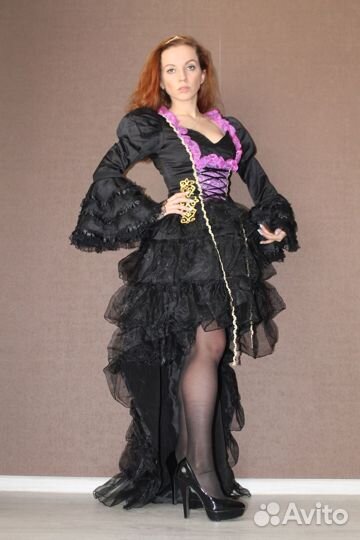 Костюмы для взрослых карнавальные