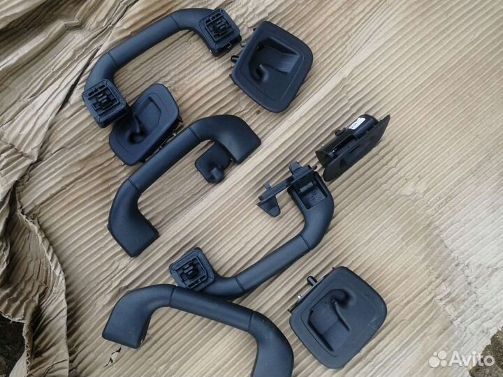 Ручка потолочная мерседес Mercedes w204