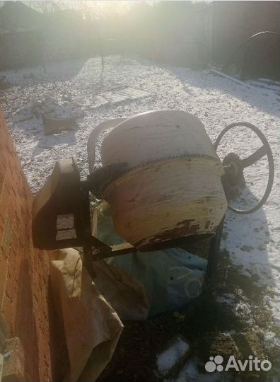 Бетономешалка бу