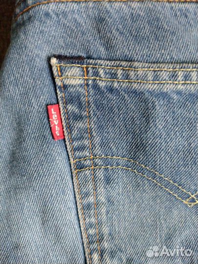 Джинсы levis