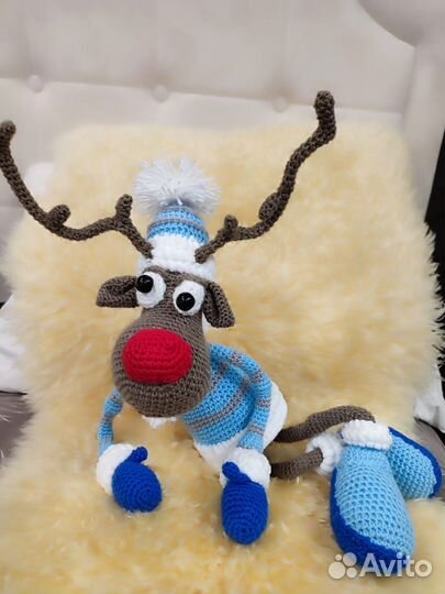 Новогодний олень