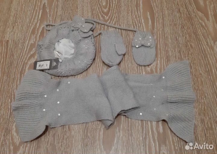 Шарф, варежки и беретка