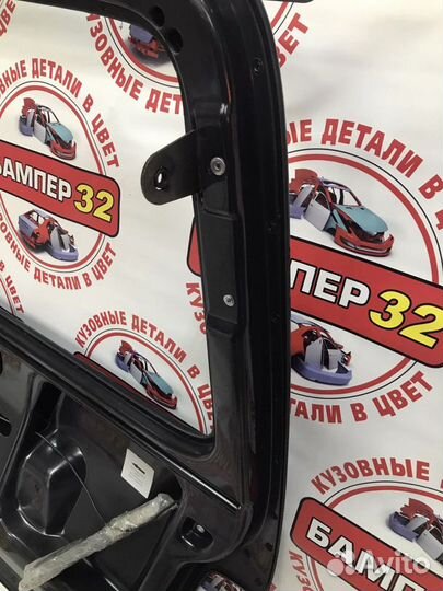 Пластиковая крышка багажника Нива