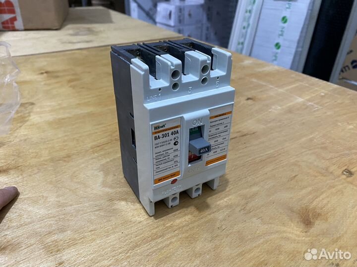 Автоматический выключатель DEKraft BA-301 40А