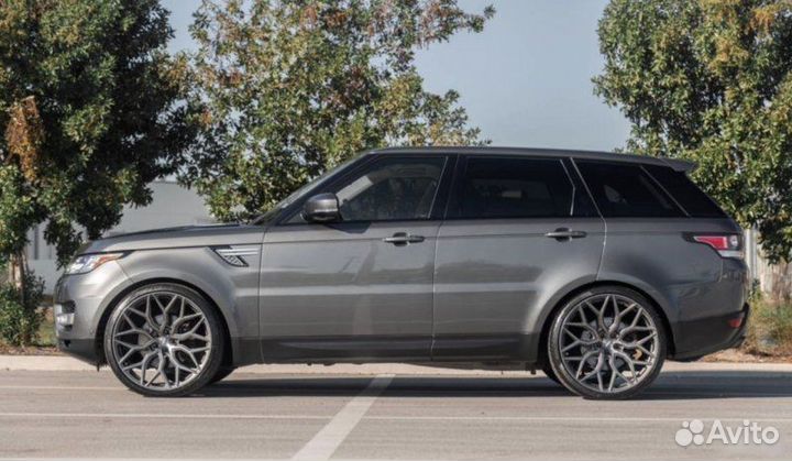 Кованые диски в стиле Vossen Range Rover Sport R23