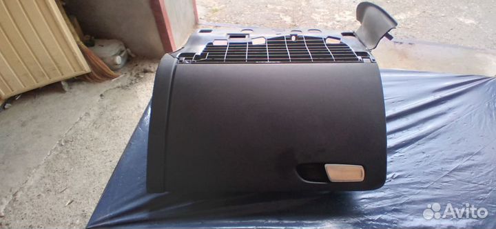 Бардачок Audi A4 2013 8K1857035