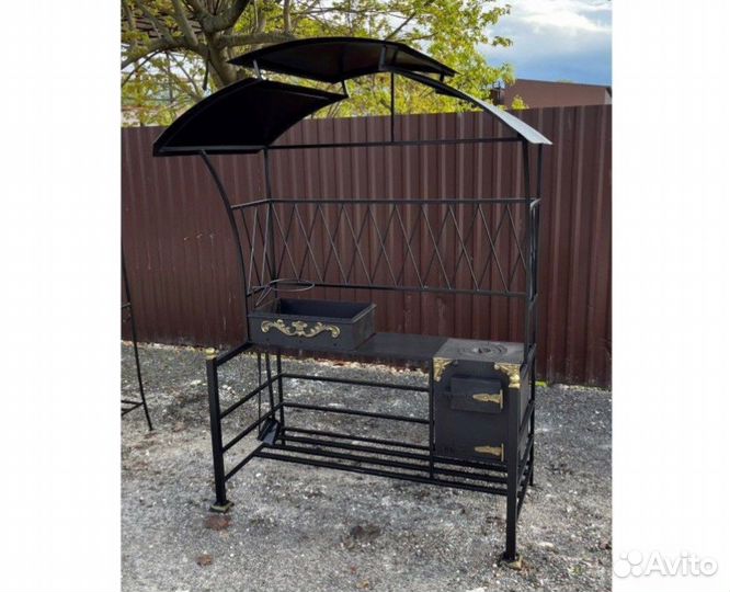 Мангал с печью под казан и крышей