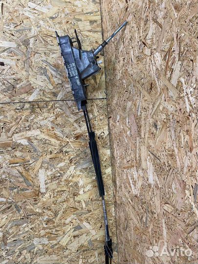 Кулиса Volkswagen touran (1T1 2003-2010) 1K0 711 0