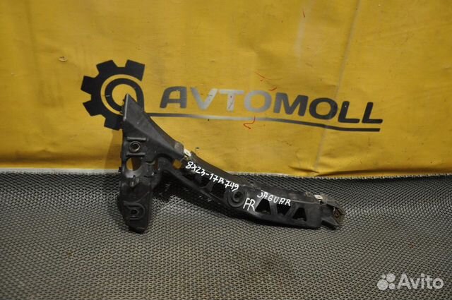 Крепление бампера переднее правое Jaguar XF CC9