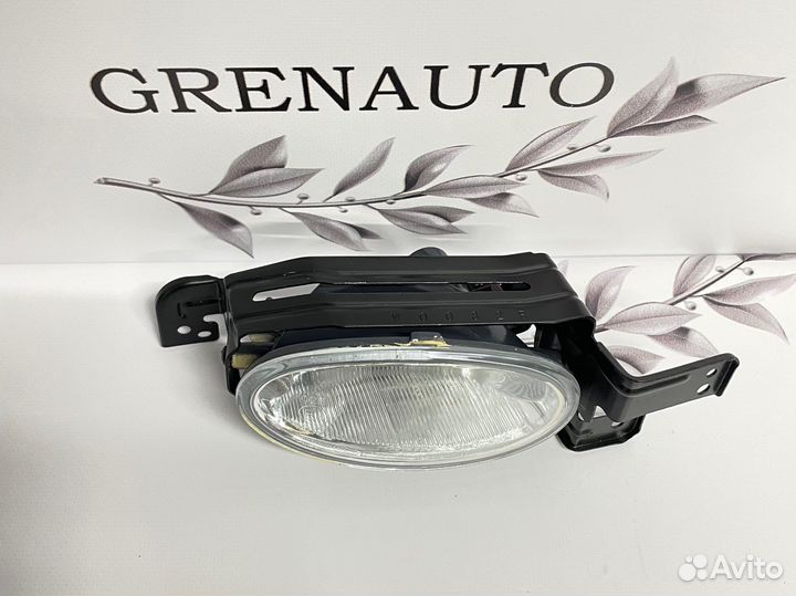 Противотуманная фара правая Honda Civic 9 4D 12-17