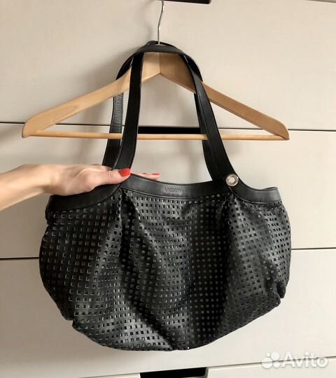 Сумка Lacoste кожаная чёрная