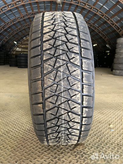 Bridgestone Blizzak DM-V2 285/60 R18 116R