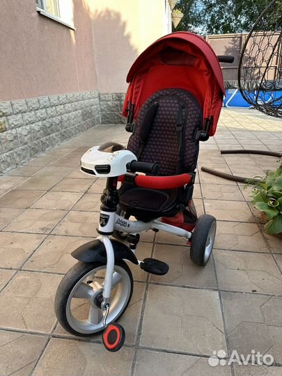 Детский велосипед с ручкой