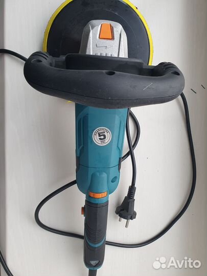 Полировальная машина Bort BWS1405