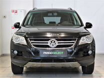 Volkswagen Tiguan 2.0 AT, 2009, 177 633 км, с пробегом, цена 1 212 000 руб.