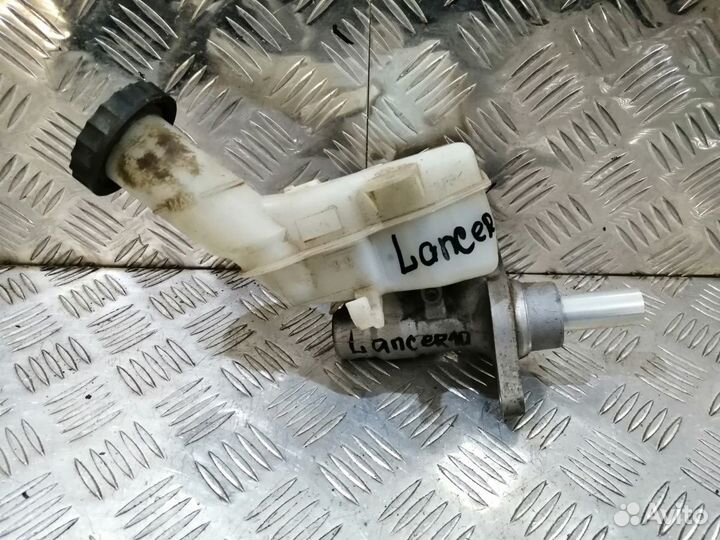Главный тормозной цилиндр Лансер 10 Lancer X