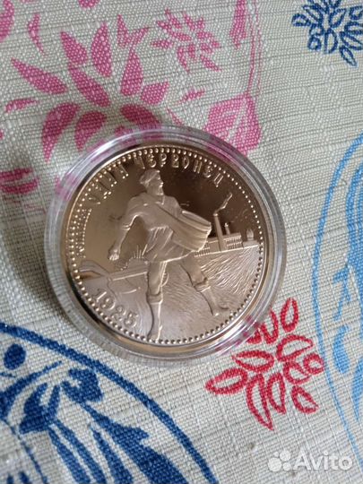 Продаю коллекции медалей