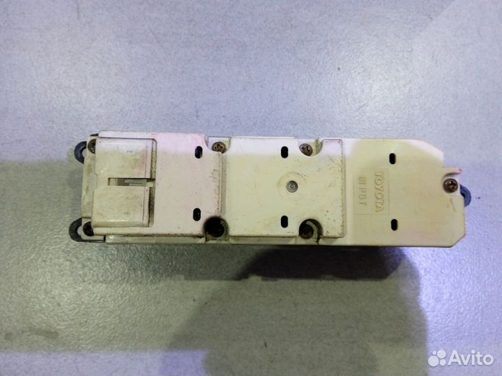 Блок управления стеклоподъемниками