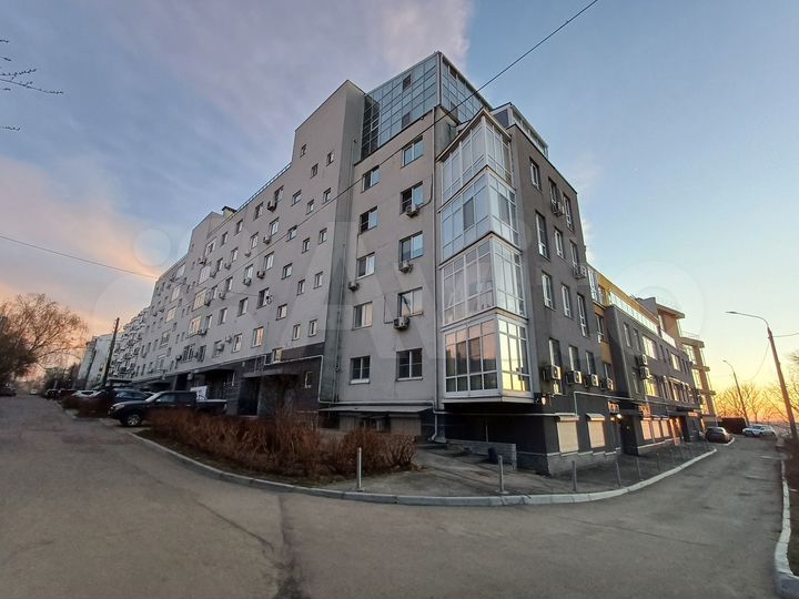 Квартира-студия, 42 м², 3/6 эт.