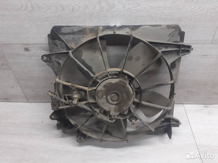 Вентилятор радиатора Honda Civic 5D 8