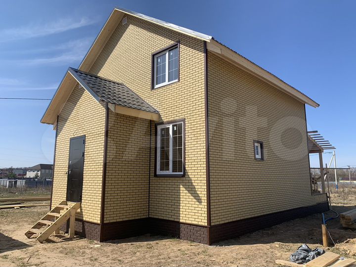 Дом 145 м² на участке 6 сот.