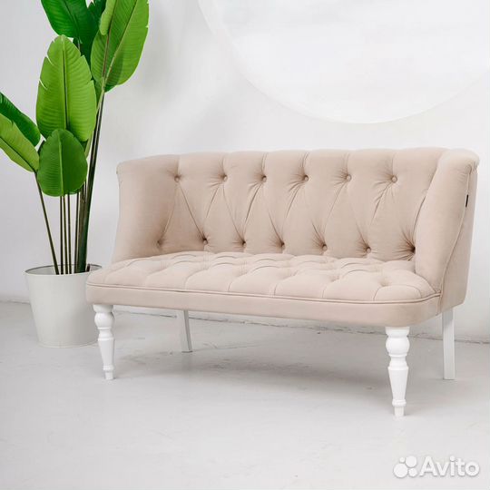 Диван двухместный бежевый Brendoss 208