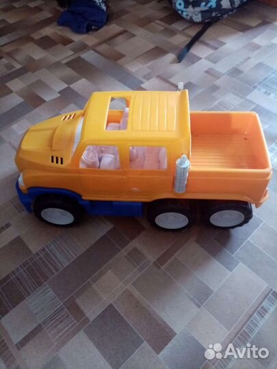 Игрушка грузовик
