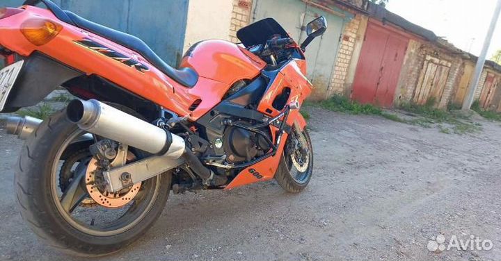 Кавасаки zx600e