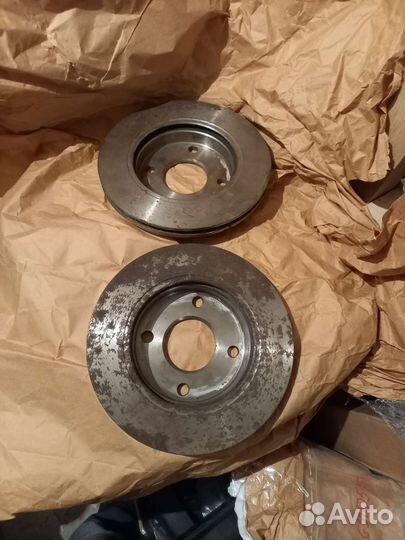 Тормозные диски передние ford escort, fiesta 89-01