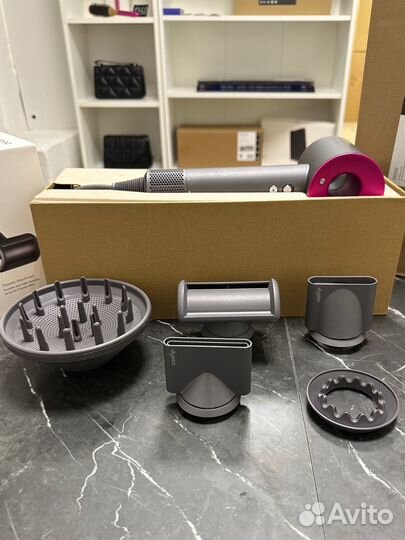 Фен Dyson supersonic hd08