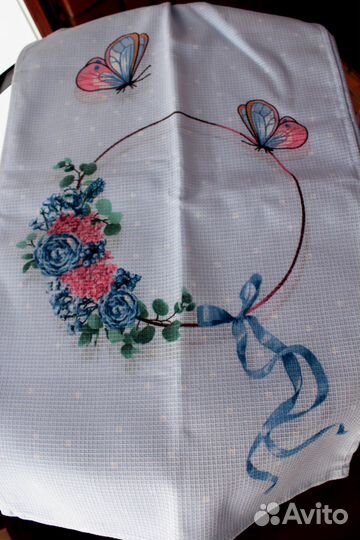 Салфетки и полотенца