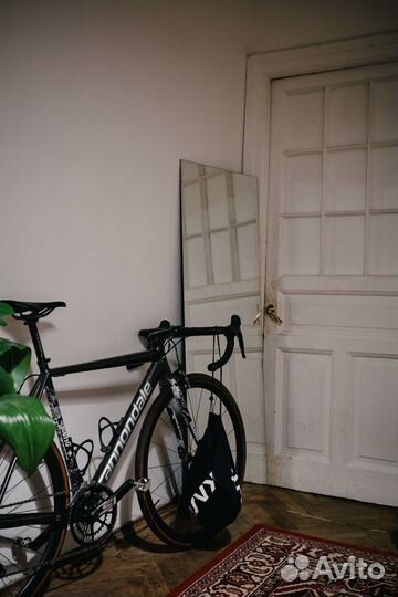 Шоссейный велосипед Cannondale caad12