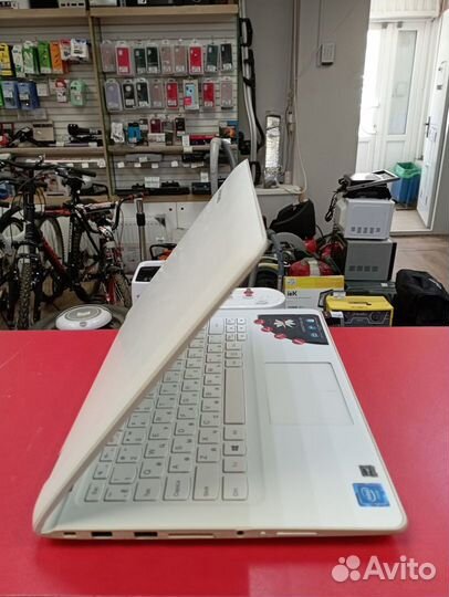 Нетбук Lenovo Yoga 300