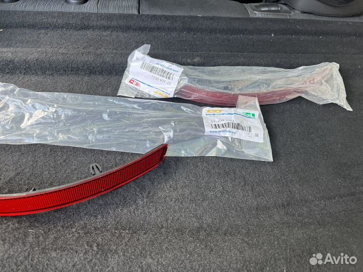 Светоотражатели заднего бампера Oktavia A7 рест