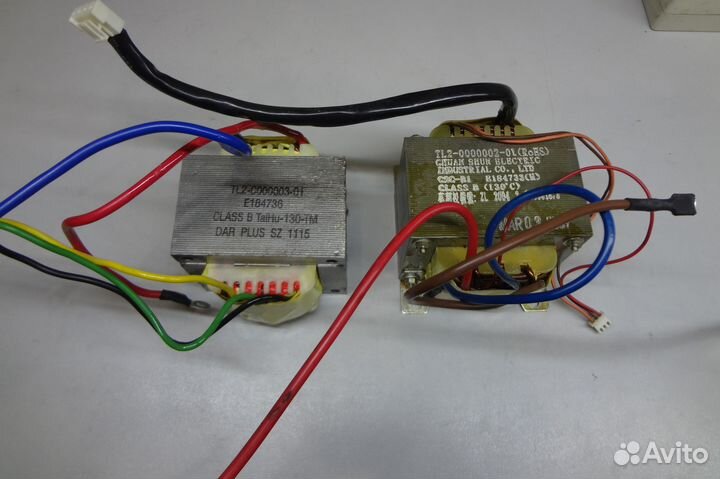 Трансформатор 220В / 12В (2 x 6В) 300mA.500mA