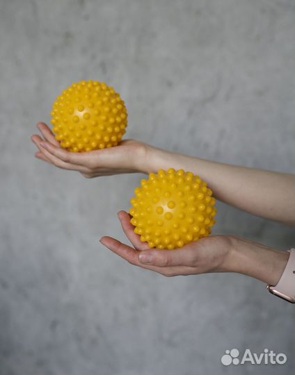 Мягкий массажный мяч 10см