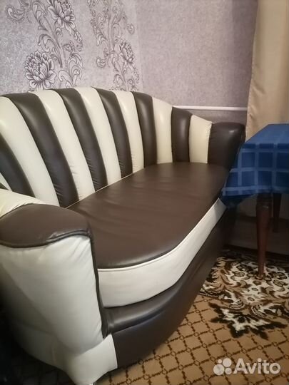 Диван и 2 кресла