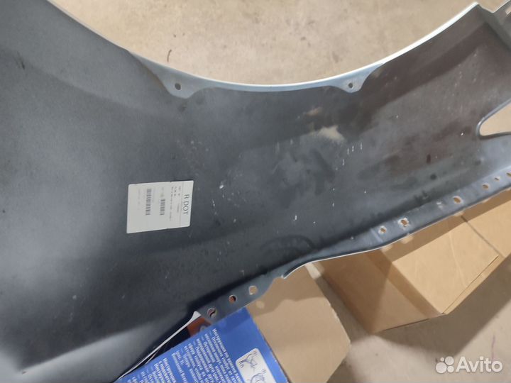 Крыло правое переднее camry 50 55