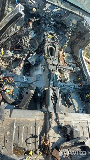 Проводка салона на Volkswagen Phaeton