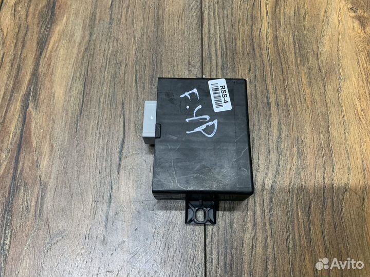 Ford Explorer Блок электронный управ. парктроником