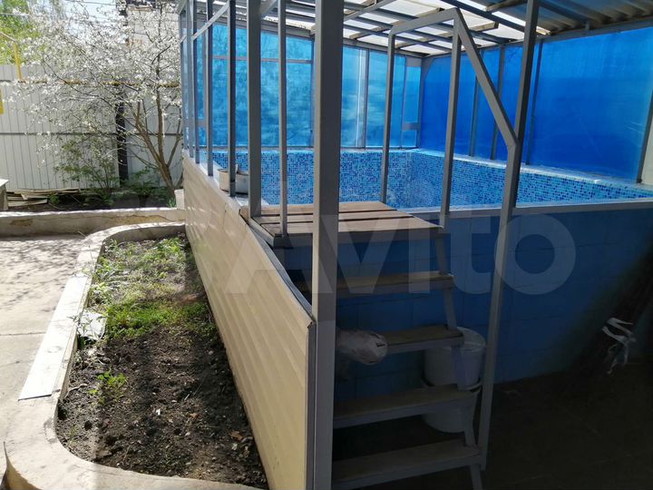 Дом 215 м² на участке 5 сот.