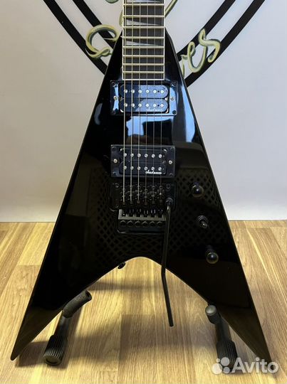 Электрогитара Jackson JS32T King V Gloss Black