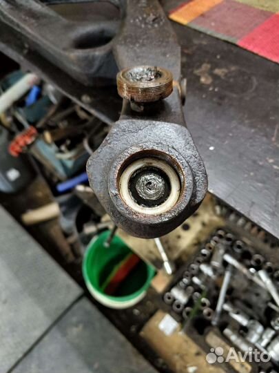 Рычаг передней подвески волга сайбер