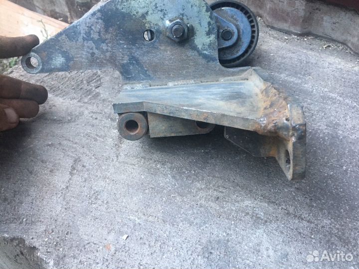 Кронштейн компрессора на газель