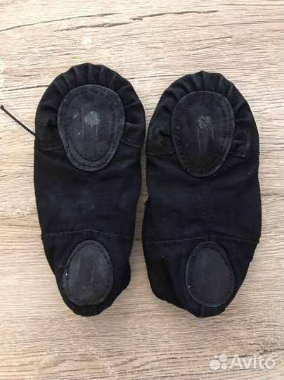 Гимнастический комбинезон и балетки