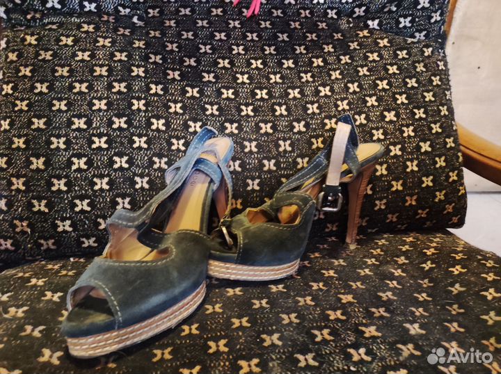 Босоножки женские натуральная замша 39