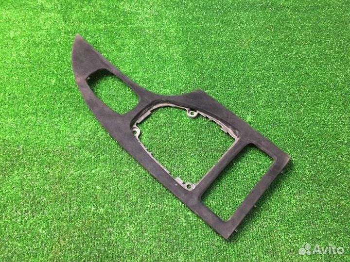 Декоративная накладка Bmw E61